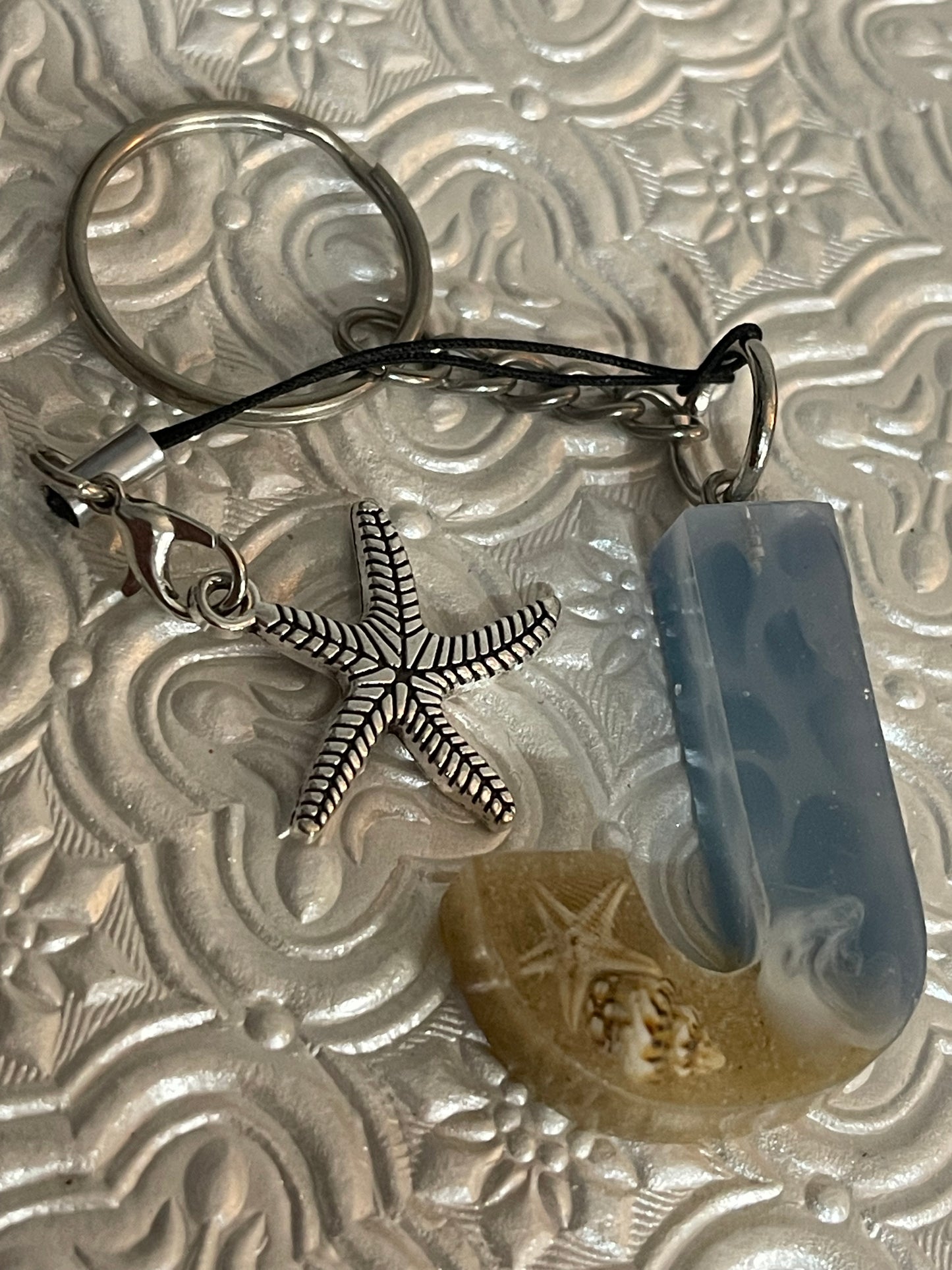 Ocean Beach Vibes Alphebet Letter Keychain w/Thank you card