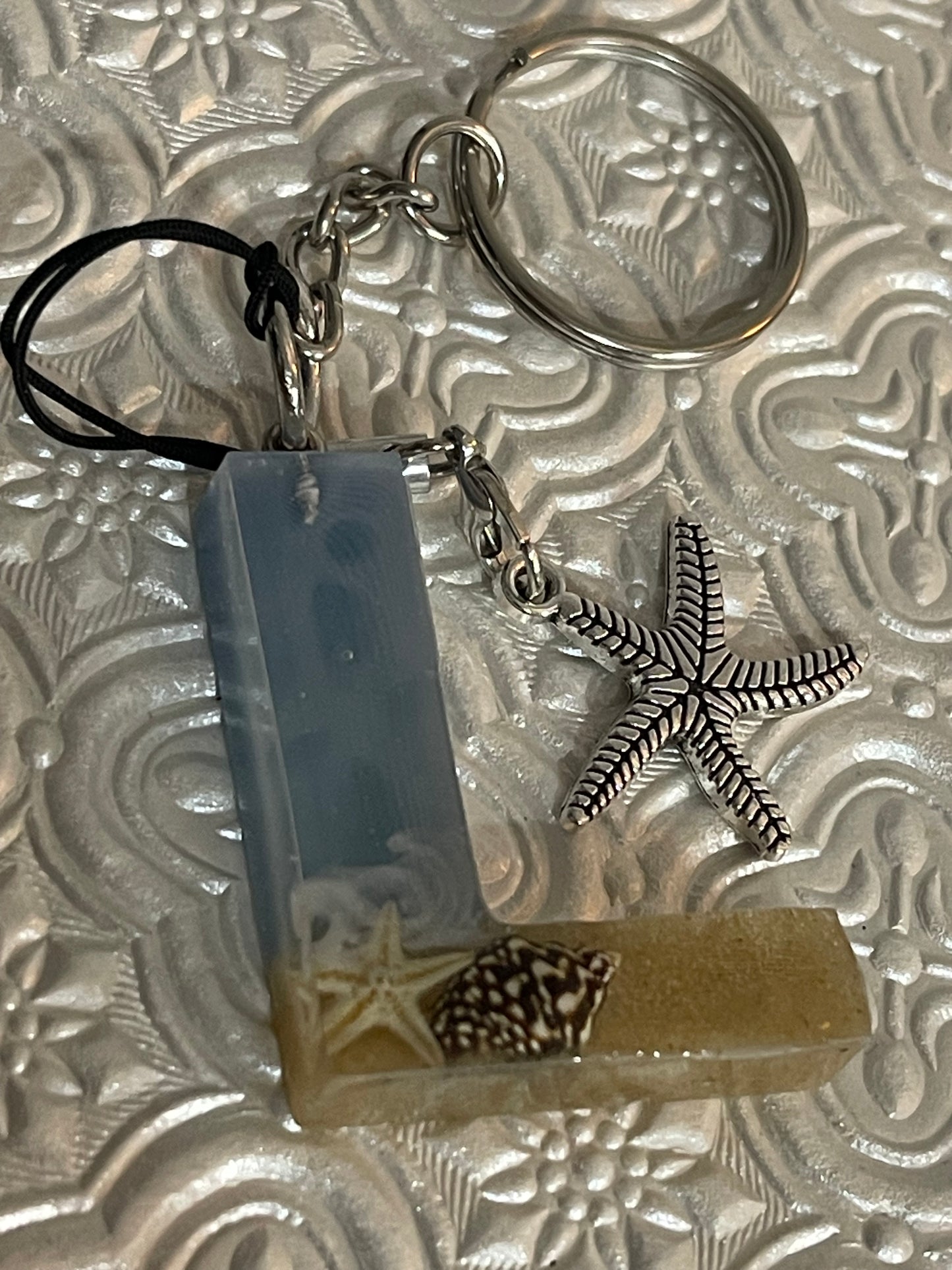 Ocean Beach Vibes Alphebet Letter Keychain w/Thank you card