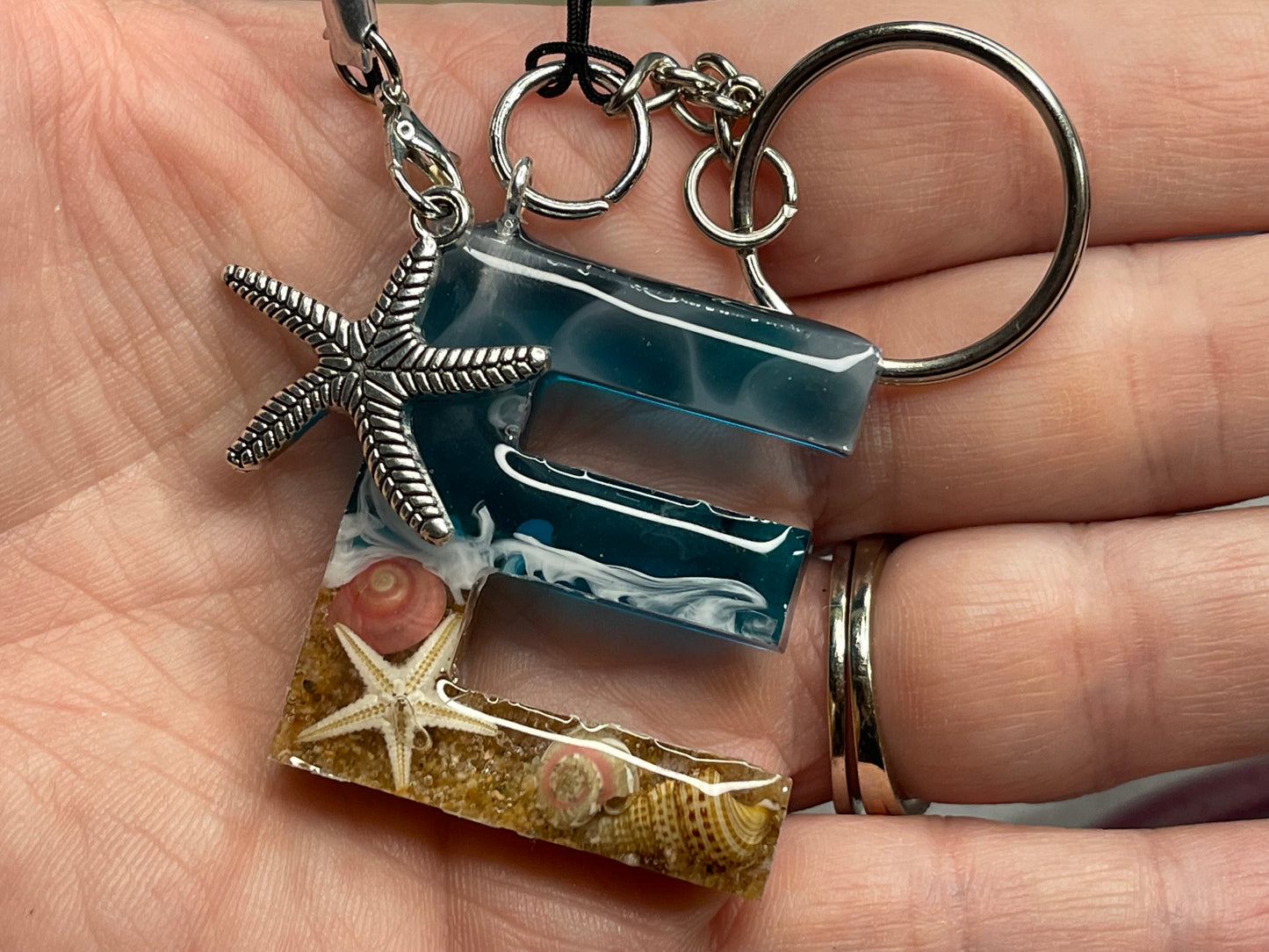 Ocean Beach Vibes Alphebet Letter Keychain w/Thank you card