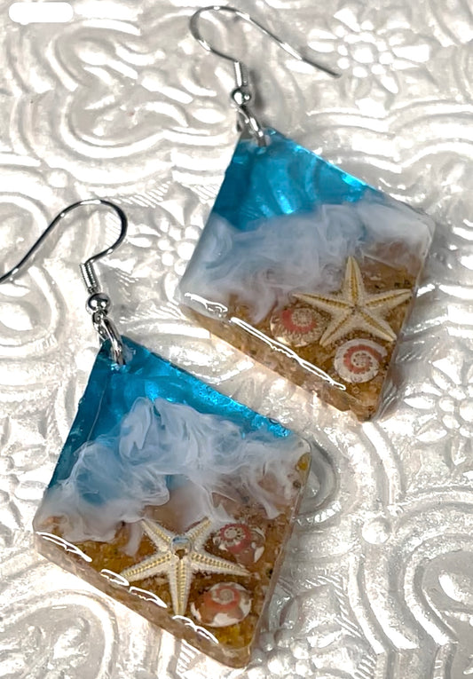 Ocean Beach Vibes Diamond Dangle Earrings